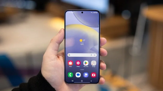 man-hinh-galaxy-s24-plus-256gb-cty-xtmobile.png